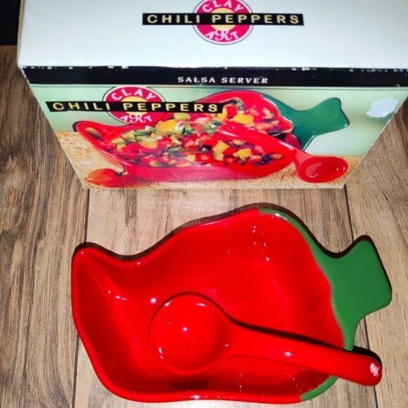 Clay Art Chile Peppers Salsa Server 2-Piece Ceramic Red Green 9890 - Picture 2 of 6